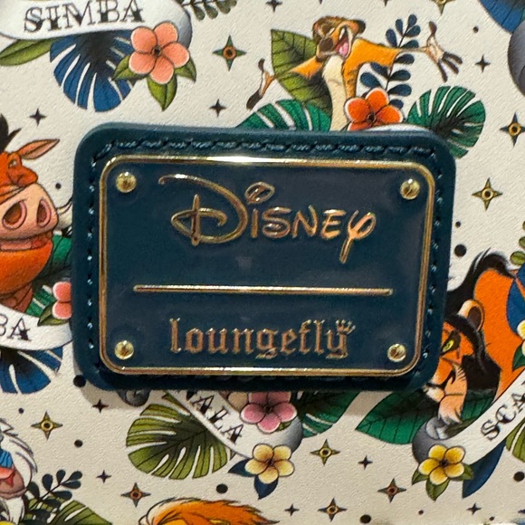 Loungefly Disney Lion King Backpack NWT - Picture 7 of 9